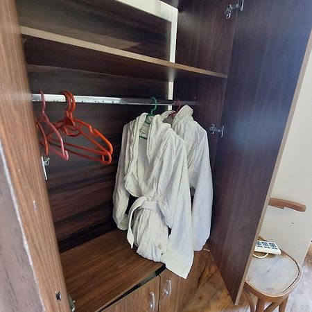 Men's Exclusive Arab Hostel Alexandria Exterior photo